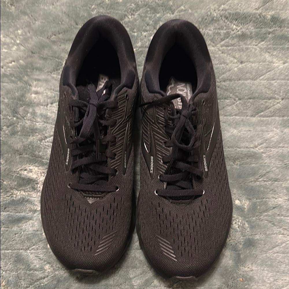 Brooks Adrenaline Black Athletic Shoes with Breathable Mesh.  Worn once.